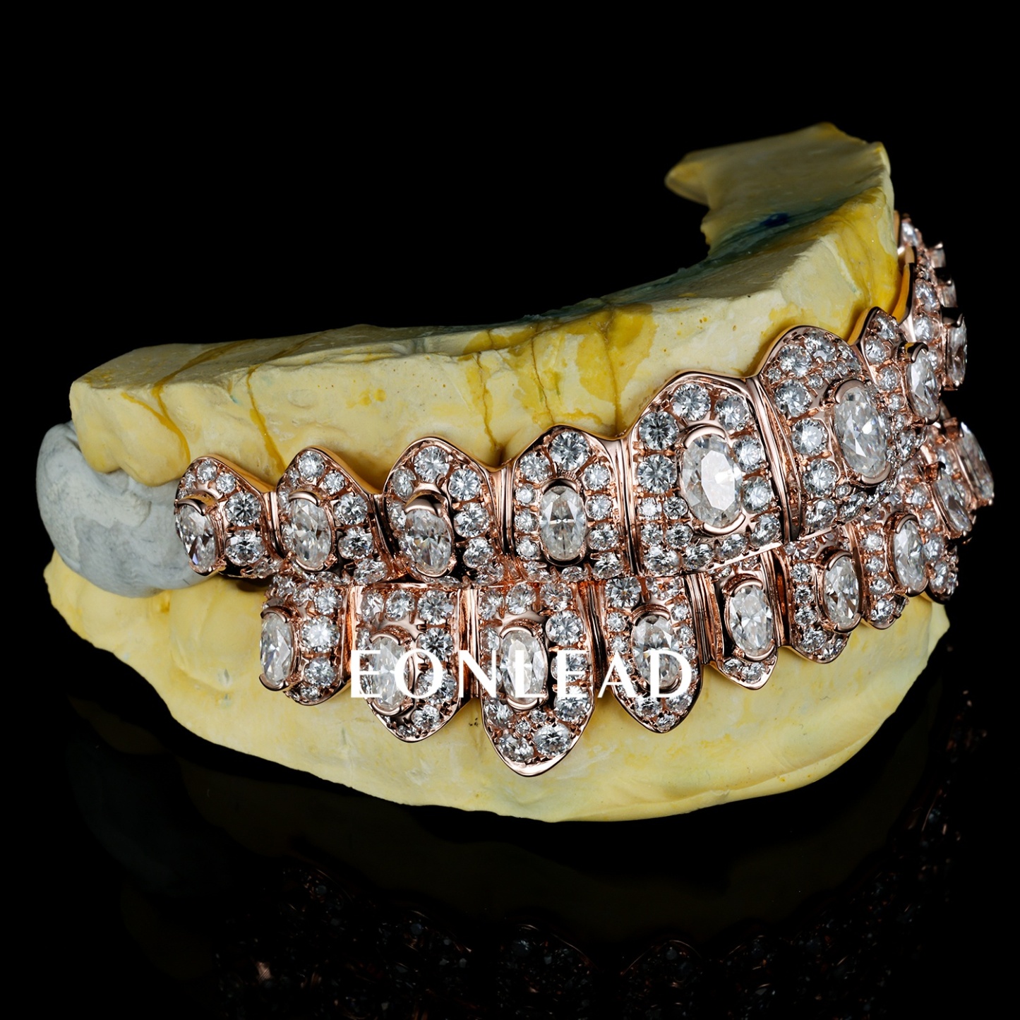 Custom Iced Out Oval Diamond Rose Gold Honeymoon Setting Grillz Hip Hop Teeth Grillz 10 Top And Bottom Set For Men Women