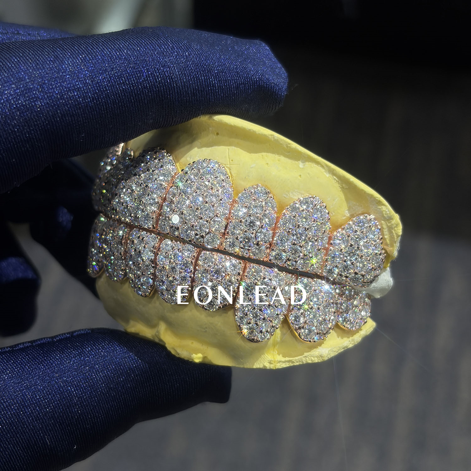 Custom Top Bottom 6 8 10 S925 Silver Mosaic Setting VVS Moissanite Lab Diamond Perm Cut Solid Rose Gold Grillz for Teeth