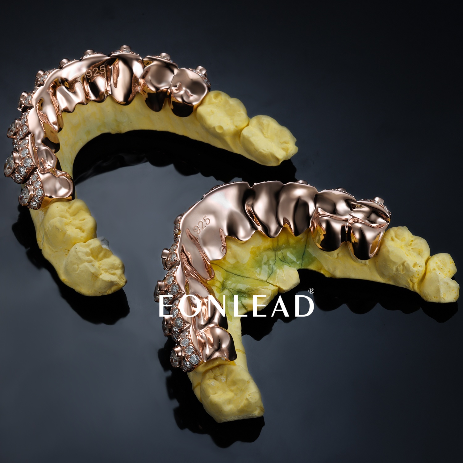 Custom Iced Out Oval Diamond Rose Gold Honeymoon Setting Grillz Hip Hop Teeth Grillz 10 Top And Bottom Set For Men Women