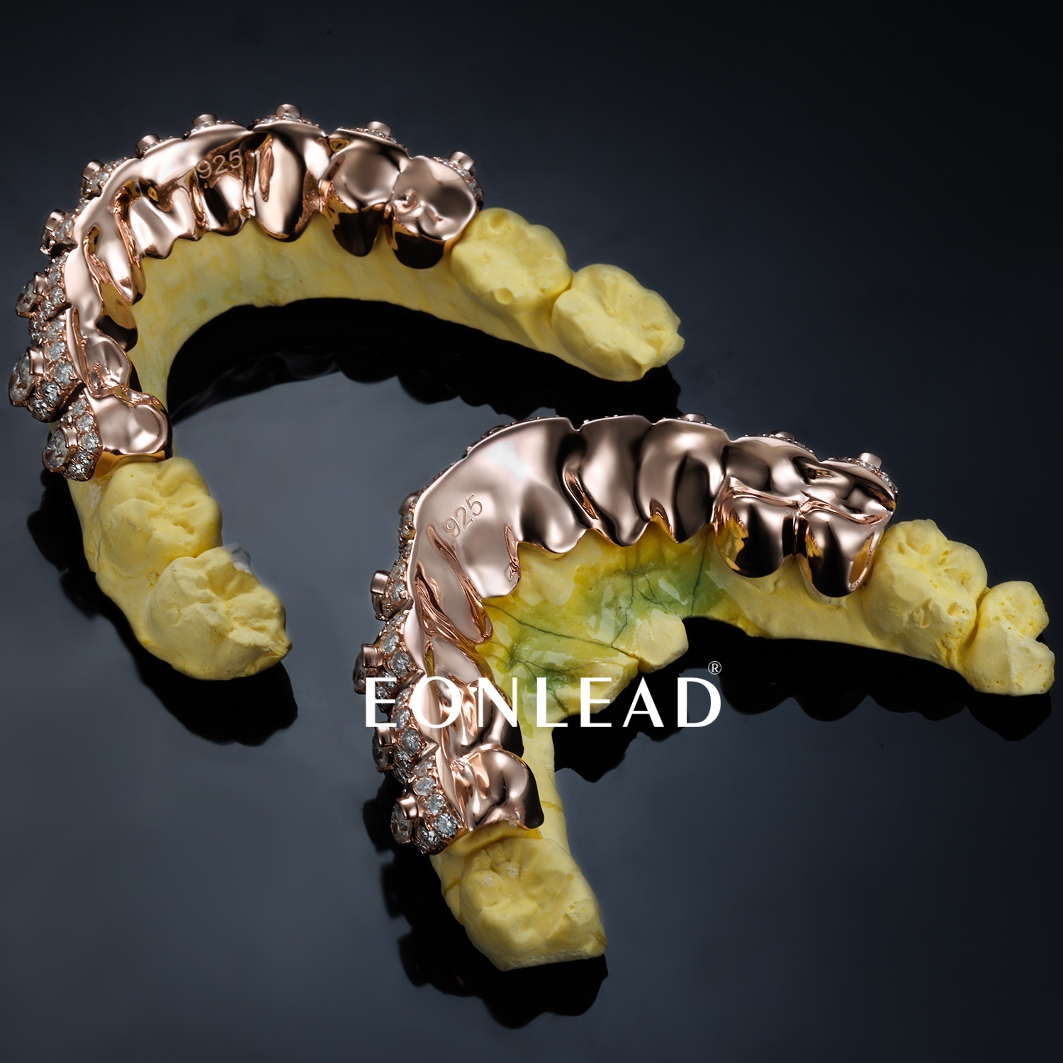 Custom Iced Out Oval Diamond Rose Gold Honeymoon Setting Grillz Hip Hop Teeth Grillz 10 Top And Bottom Set For Men Women