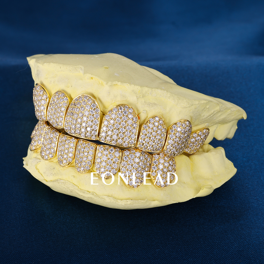 Custom Top & Bottom 8 S925 Silver Yellow Gold Plated VVS Moissanite Diamond Perm Cut Honeycomb Setting Teeth Grillz