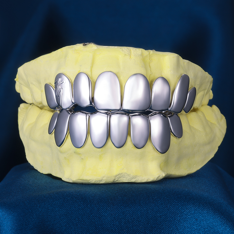 Custom S925 Solid Plain Silver White Gold Plated Top & Bottom 8 Perm cut Teeth Grillz