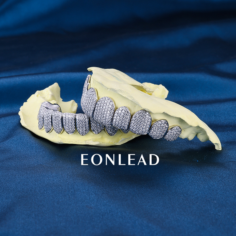 Custom Top & Bottom 10  S925 Silver White Gold Plated VVS Moissanite Diamond Iced out Teeth Grillz