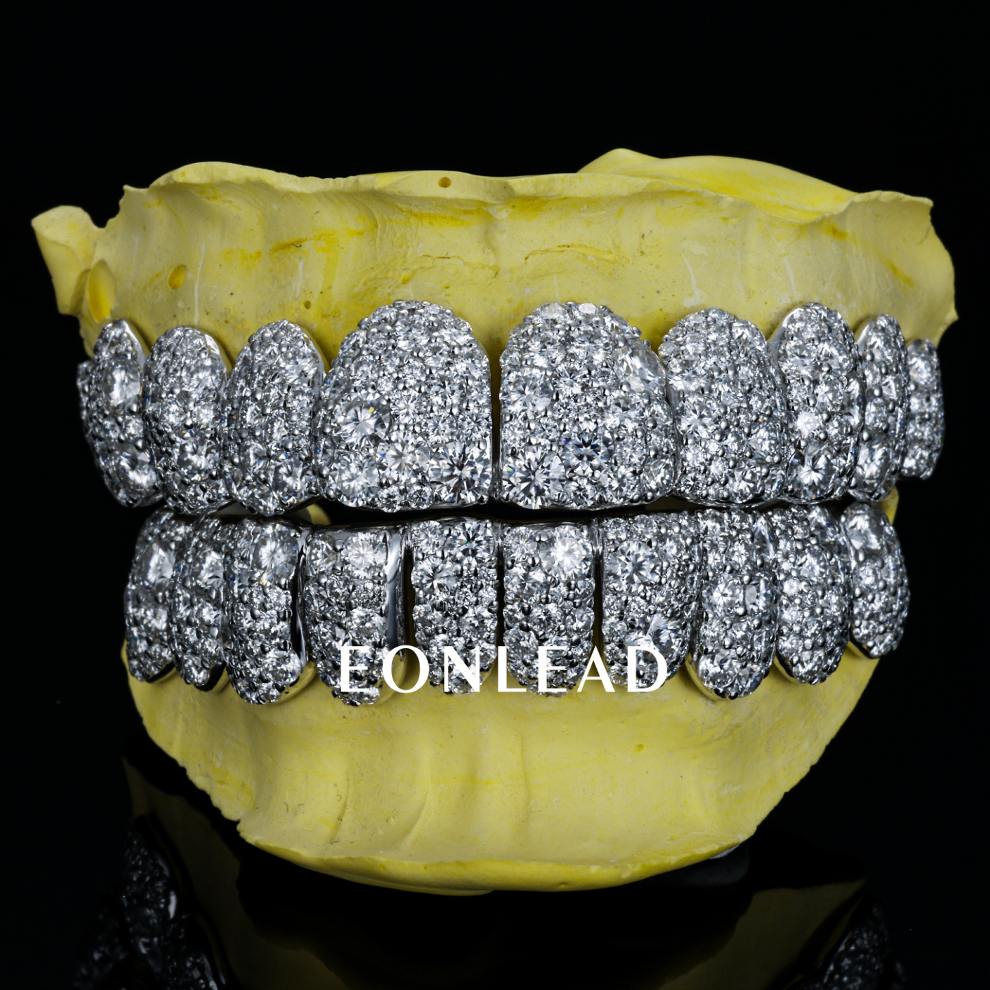 Custom Top Bottom 10 S925 Silver Moissanite Lab Diamond Perm Cut 10K 14K 18K Solid Gold Mosaic Setting Round Cut Teeth Grillz