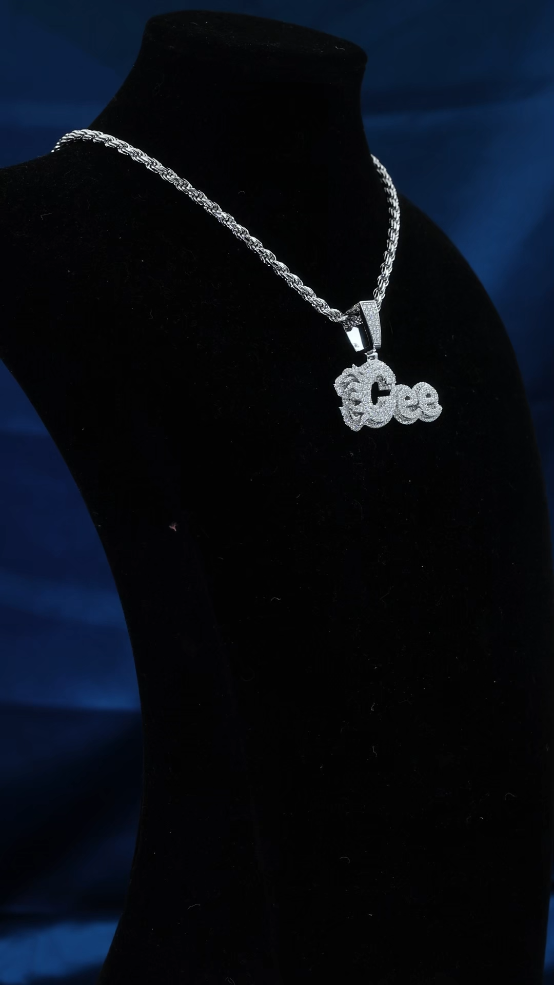 CUSTOM Iced Out Custom Flaming Name Pendant Full Micro Pave Moissanite Hip Hop Letter Pendant For Men Women Rapper Jewelry