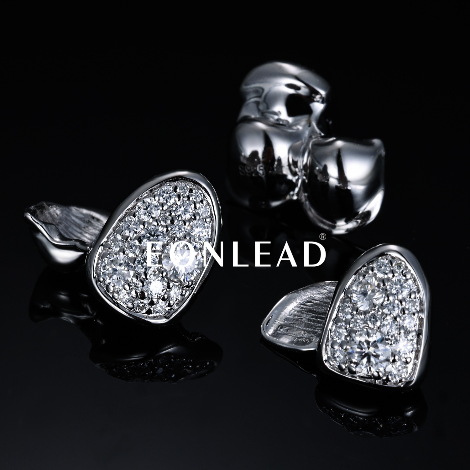Custom 925 Silver 3 Teeth Galaxy Set Grillz Fully Paved Moissanite Lab Diamond Micro Pave Single Tooth Grills Minimalist Hip Hop Custom Dental Jewelry Rapper