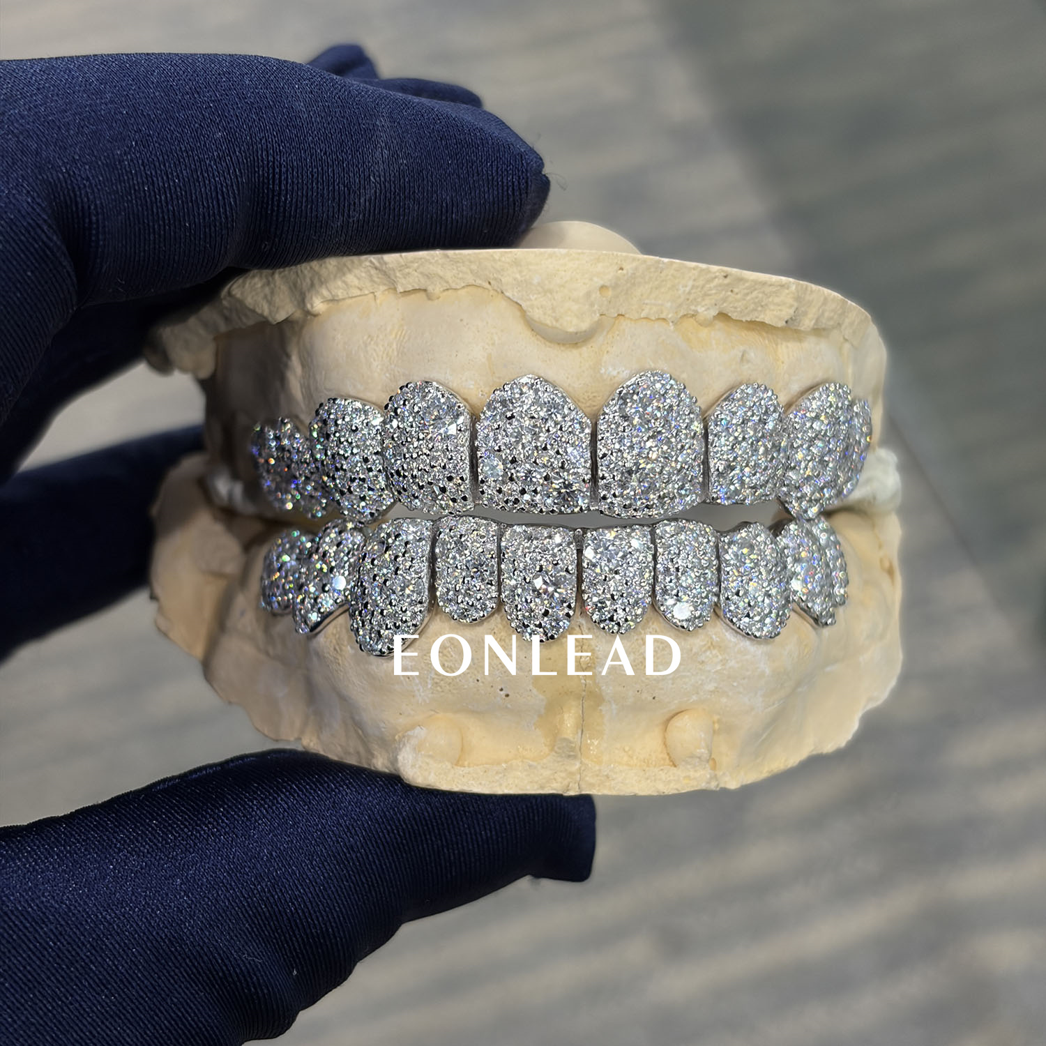 Custom Top Bottom 6 8 10 S925 Silver Honeycomb Mosaic Setting VVS Moissanite Lab Diamond Regular Cut White Gold Grillz for Teeth