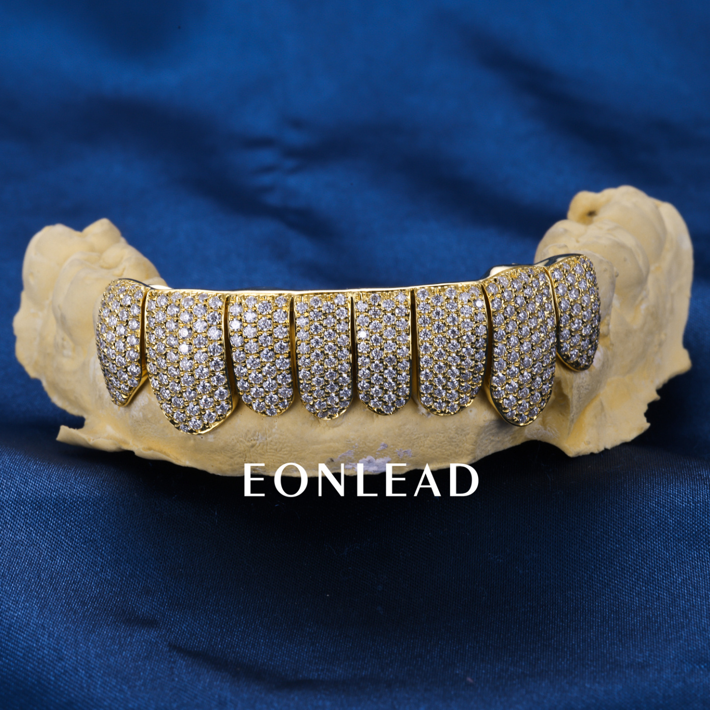 Custom S925 Silver Yellow Gold Plated Bottom 8 Flawless Moissanite Diamond Perm cut Honeycomb Setting Teeth Grillz