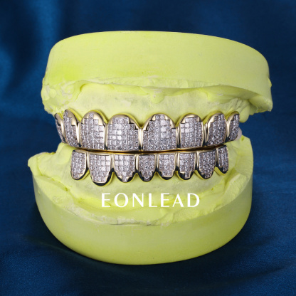 Custom S925 Silver Yellow Gold Plated Top & Bottom 8 VVS Princess cut Moissanite Diamond Invisible Setting Teeth Grillz