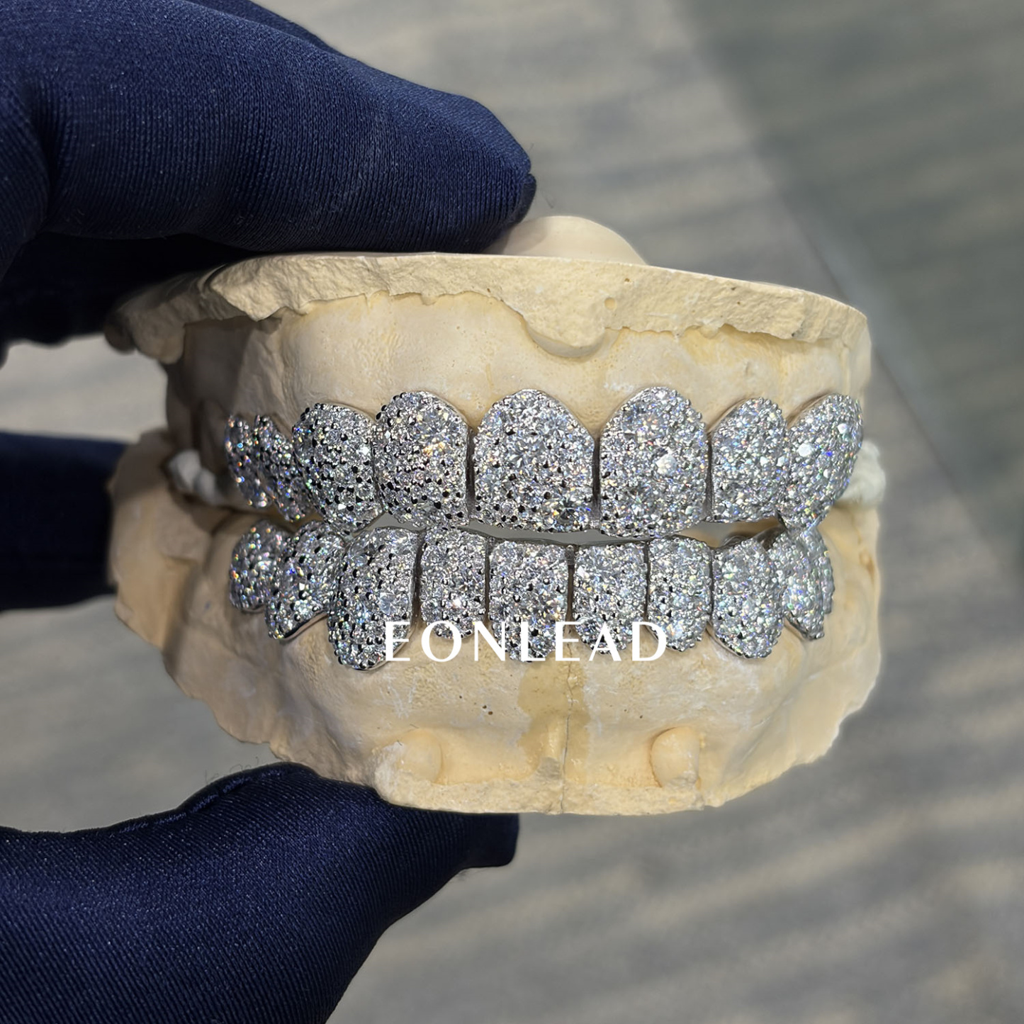 Custom Top Bottom 6 8 10 S925 Silver Honeycomb Mosaic Setting VVS Moissanite Lab Diamond Regular Cut White Gold Grillz for Teeth