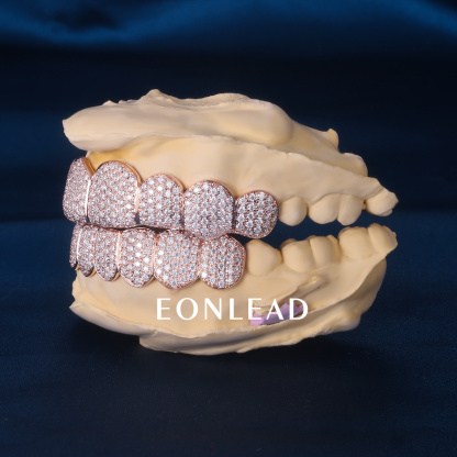Custom Top & Bottom 8  S925 Silver Rose Gold Plated VVS Moissanite Diamond Regular Cut Teeth Grillz