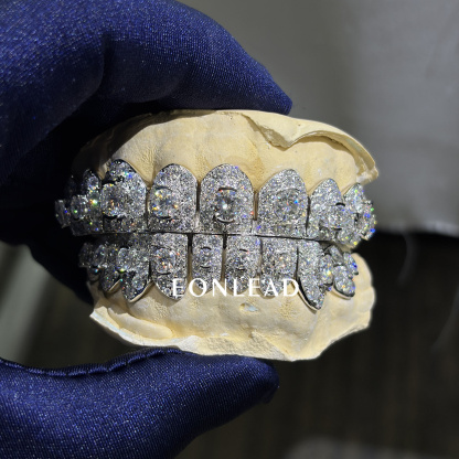 Custom Top Bottom 6 8 10 S925 Silver Giant VVS Moissanite Iced Out Lab Diamond Perm Cut Solid Gold Straight Cut Grillz for Teeth