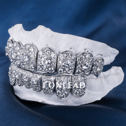 Custom S925 Silver White Gold Plated Top & Bottom 8 Flawless Big Moissanite Diamond Perm cut Teeth Grillz
