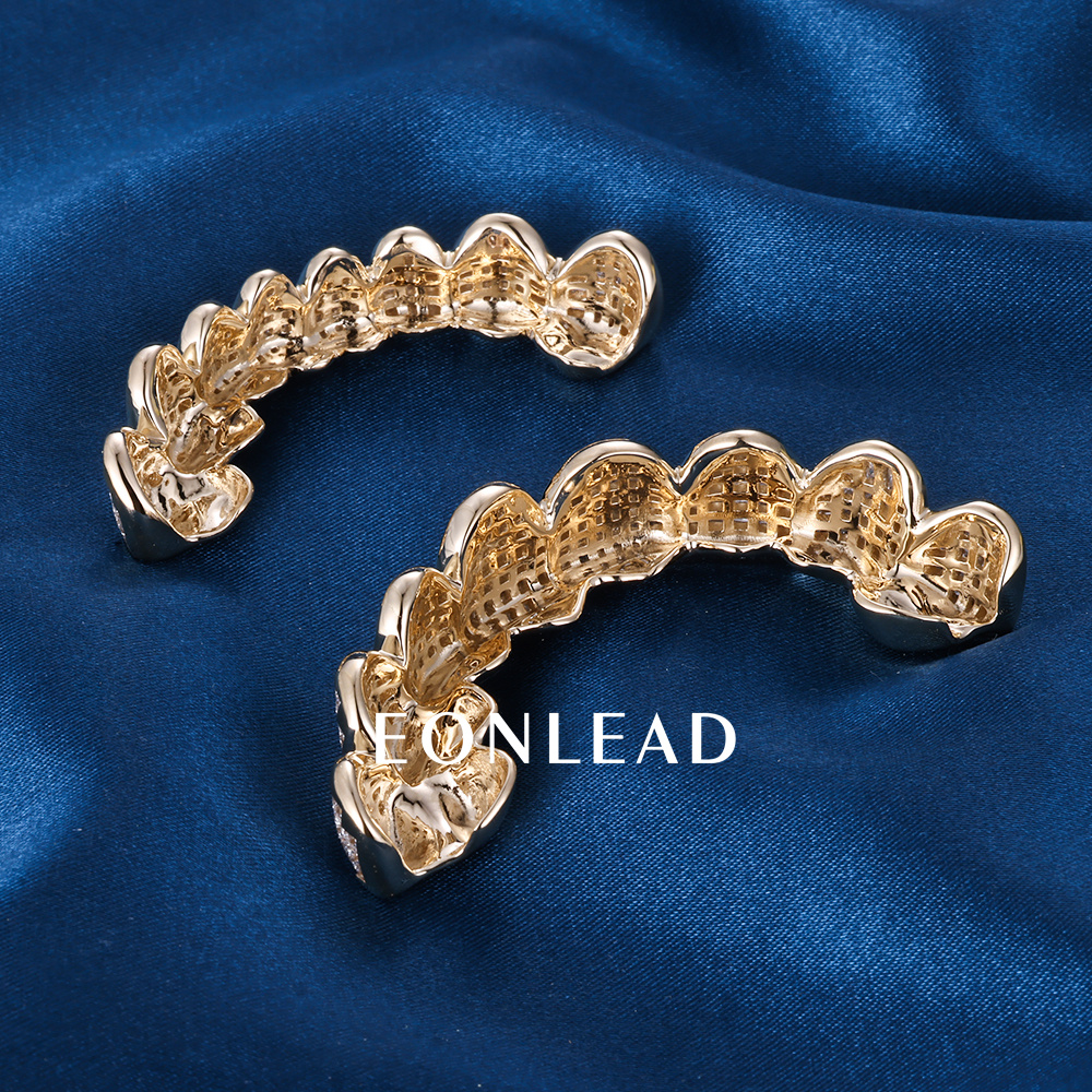 Custom S925 Silver Yellow Gold Plated Top & Bottom 8 VVS Princess cut Moissanite Diamond Invisible Setting Teeth Grillz