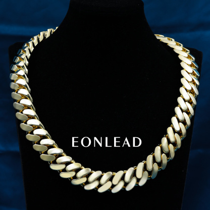 Custom 24mm 6-26inches S925 Silver Yellow Gold Plated D VVS Moissanite Diamond Clasp Cuban Chain Bracelet Necklace