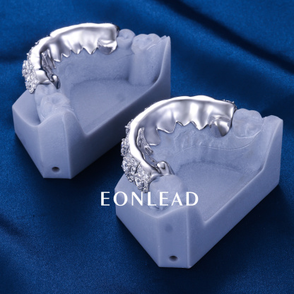 Custom S925 Silver White Gold Plated Top & Bottom 8 Flawless Big Moissanite Diamond Perm cut Teeth Grillz