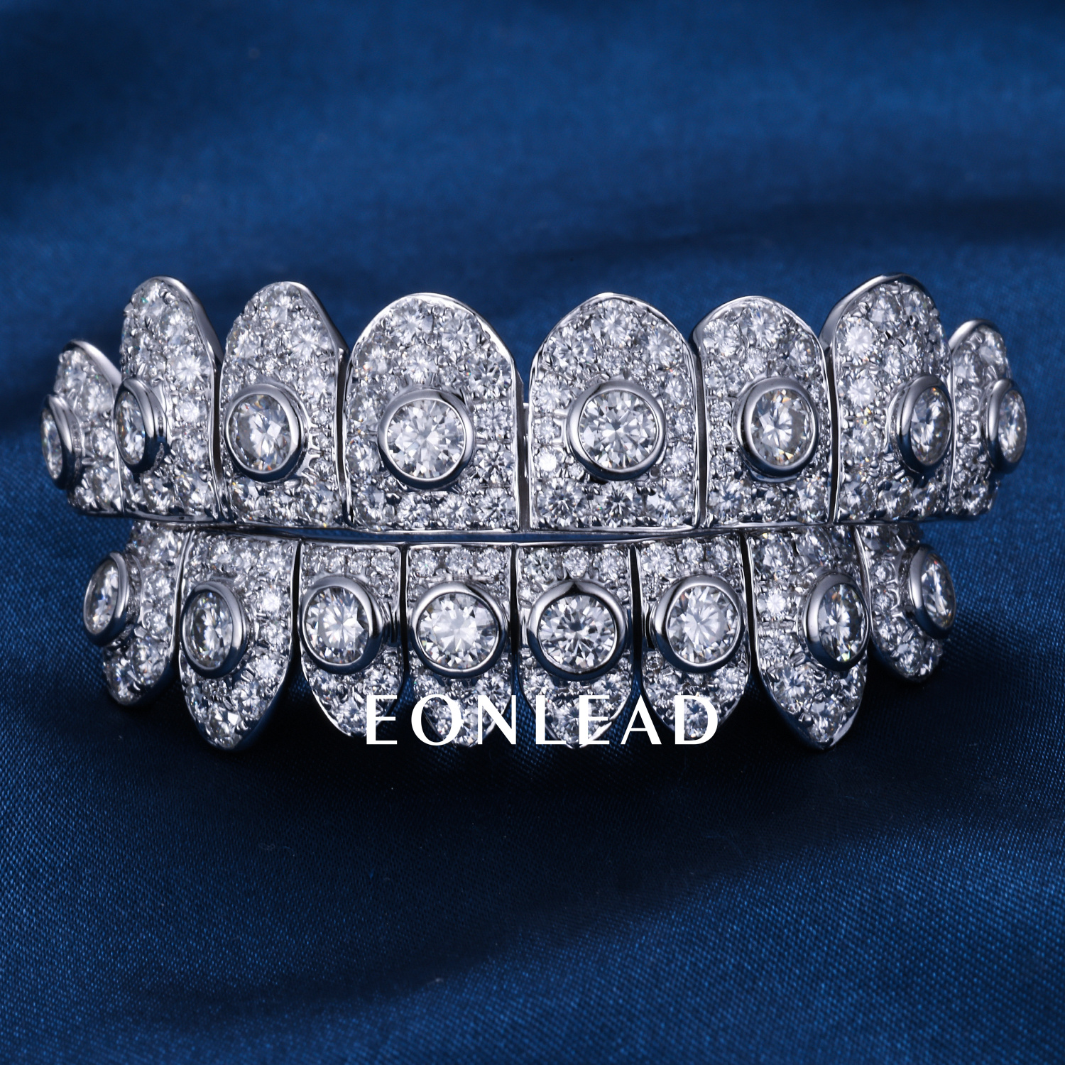 Custom Women Men S925 Silver White Gold Plated Top & Bottom 8 Flawless Big Moissanite Diamond Perm cut Teeth Grillz