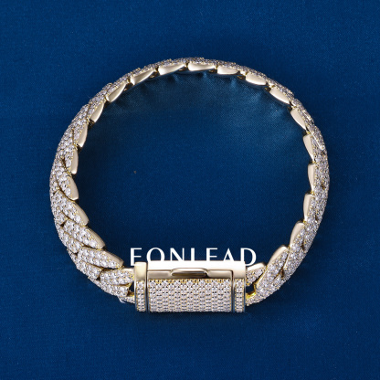 Custom 8mm 8inches S925 Silver Yellow Gold Plated D VVS Moissanite Diamond Cuban Chain Bracelet