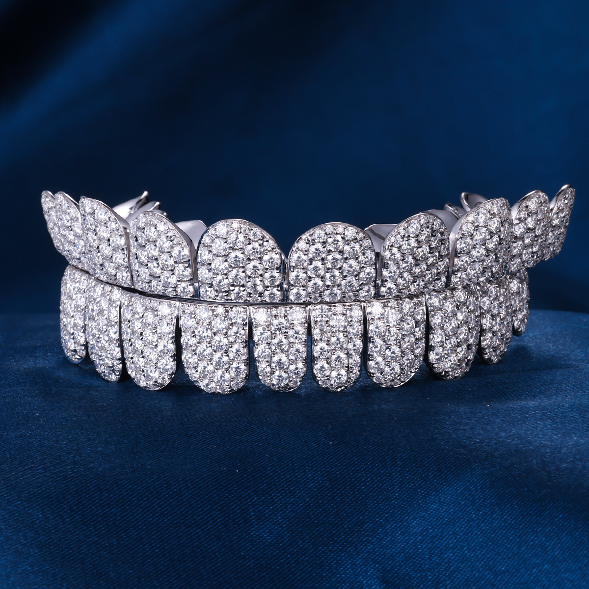 Custom S925 Silver Gold Plated Top & Bottom 10 VVS Moissanite Diamond Perm cut Honeycomb Setting Horizontal Straight Teeth Grillz