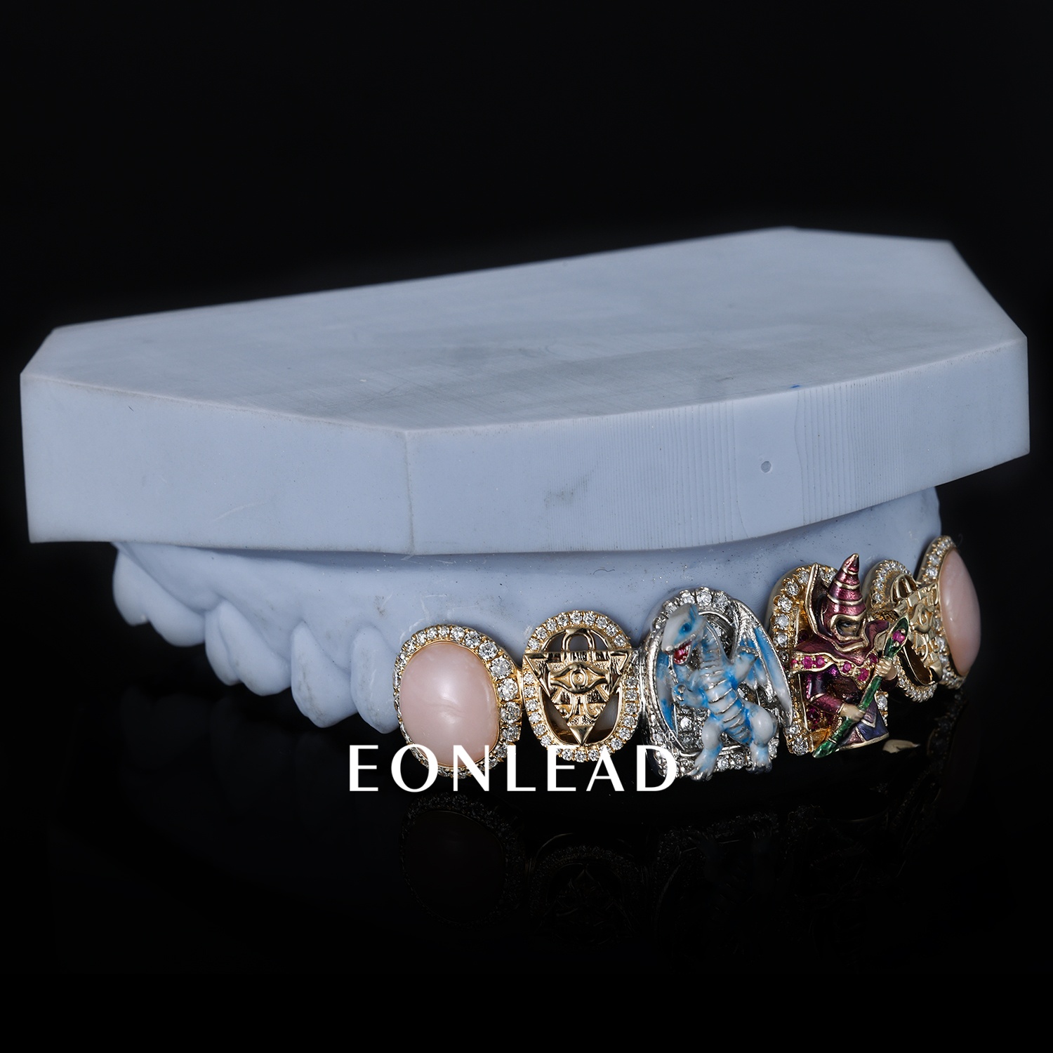 Custom Iced Out Yu-Gi-Oh Grillz Blue Eyes White Dragon & Dark Magician Diamond Teeth Grillz Pink Opal All Seeing Eye Gold Hip Hop Top Grillz For Men Women Halloween Jewelry