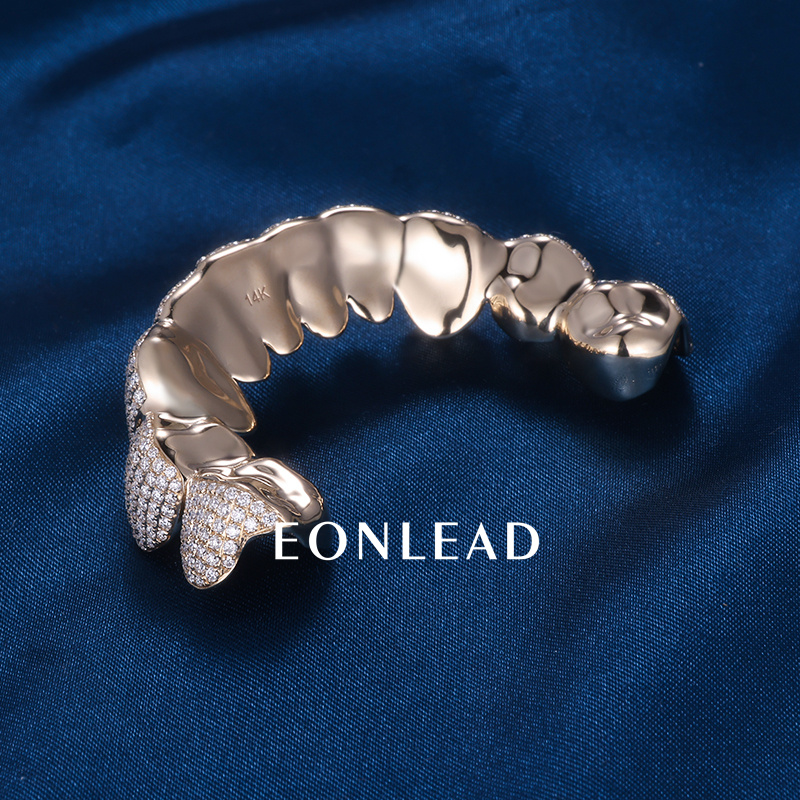 Custom S925 Silver Yellow Gold Plated Bottom 10 VVS Moissanite Diamond Perm cut Teeth Grillz for Men Women