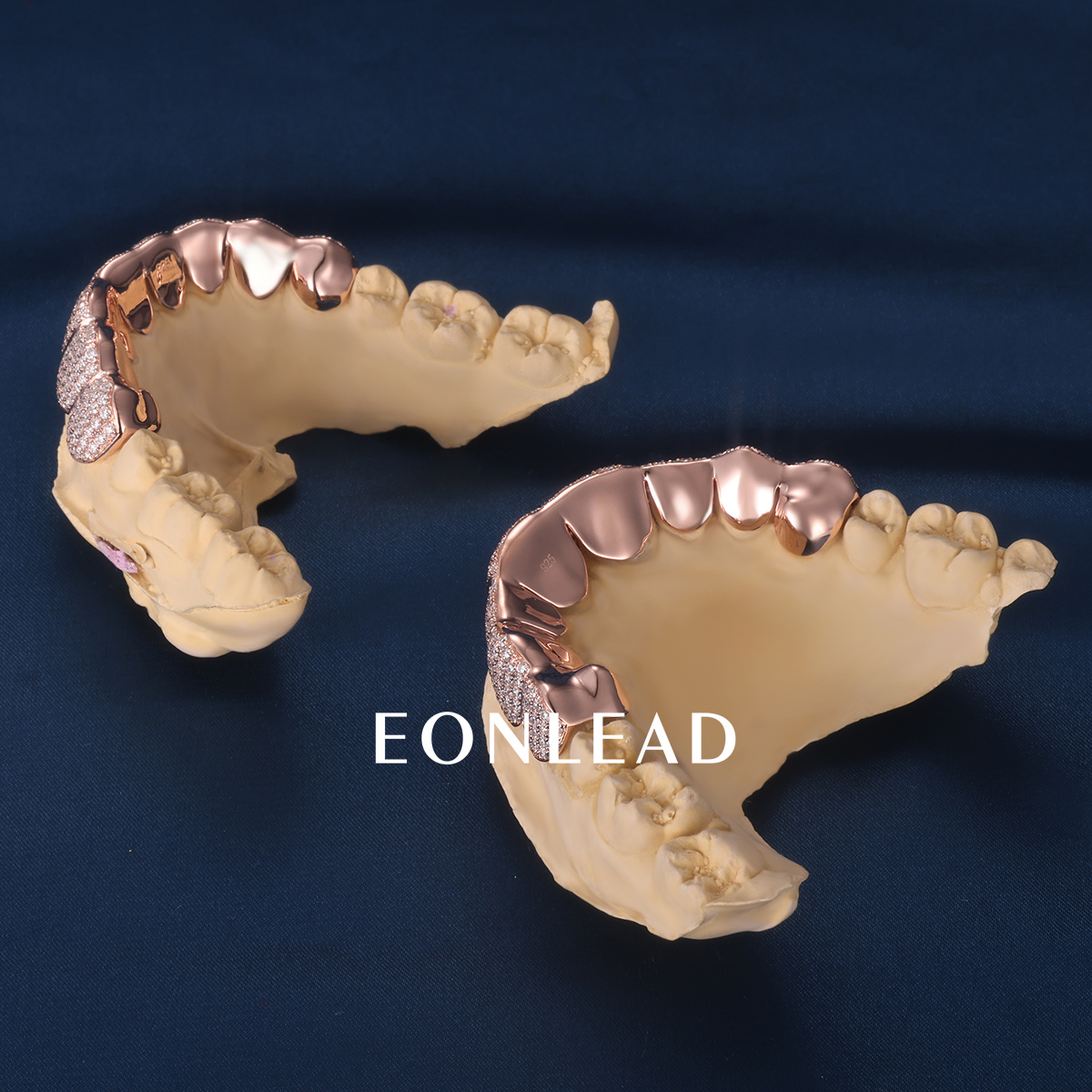 Custom Top & Bottom 8  S925 Silver Rose Gold Plated VVS Moissanite Diamond Regular Cut Teeth Grillz