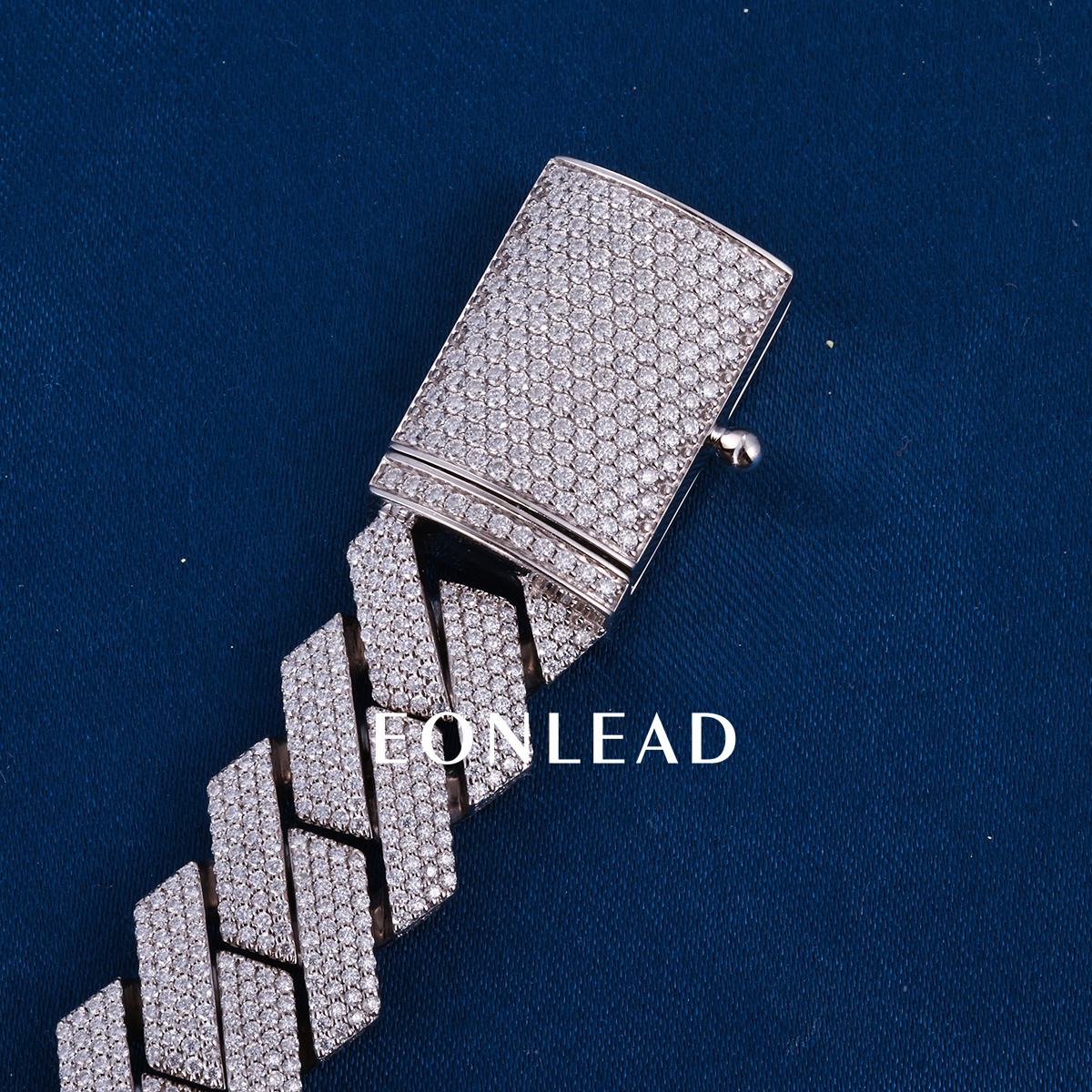 Custom 12mm 8inches S925 Silver Yellow Gold Plated D VVS Moissanite Diamond Cuban Chain Bracelet