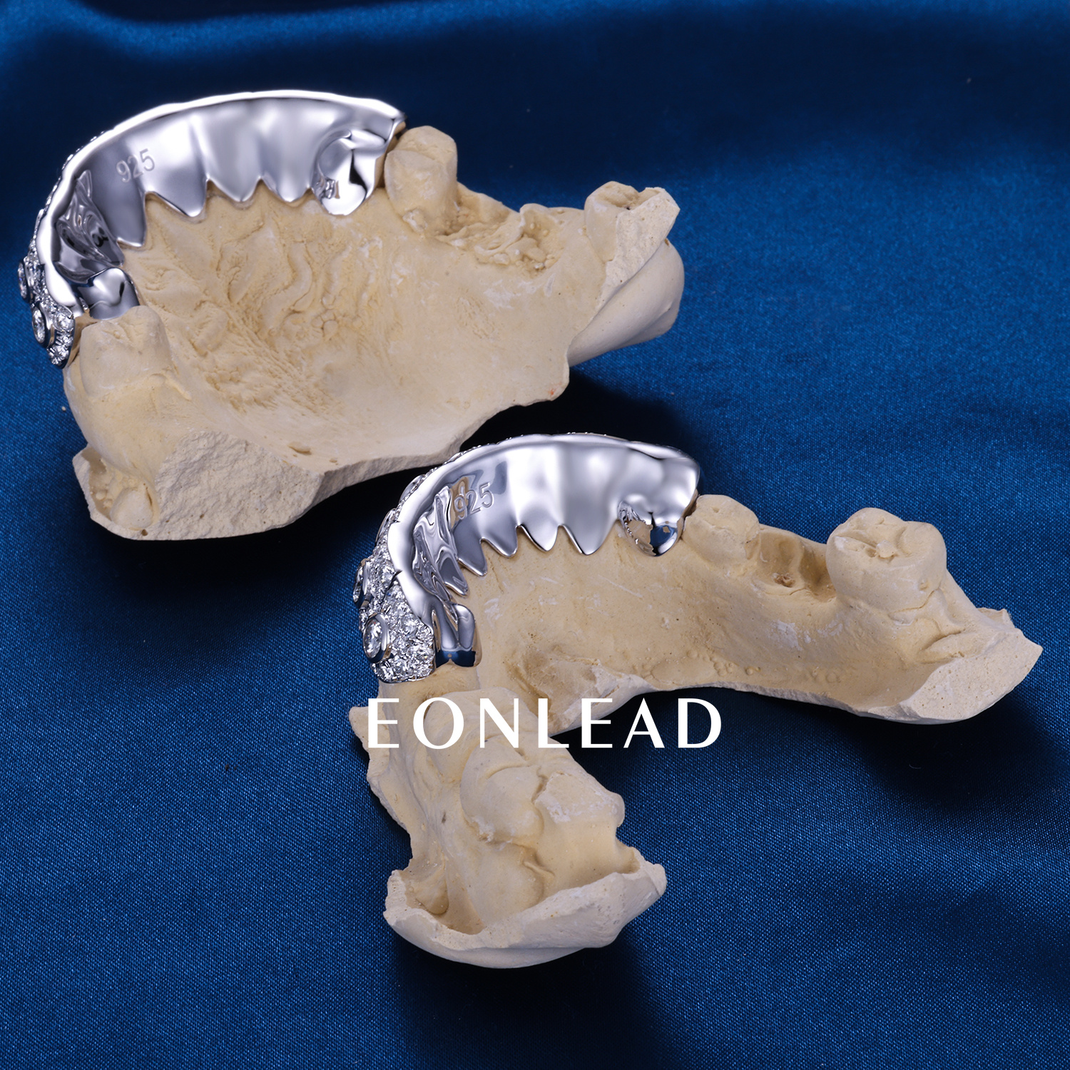 Custom Women Men S925 Silver White Gold Plated Top & Bottom 8 Flawless Big Moissanite Diamond Perm cut Teeth Grillz