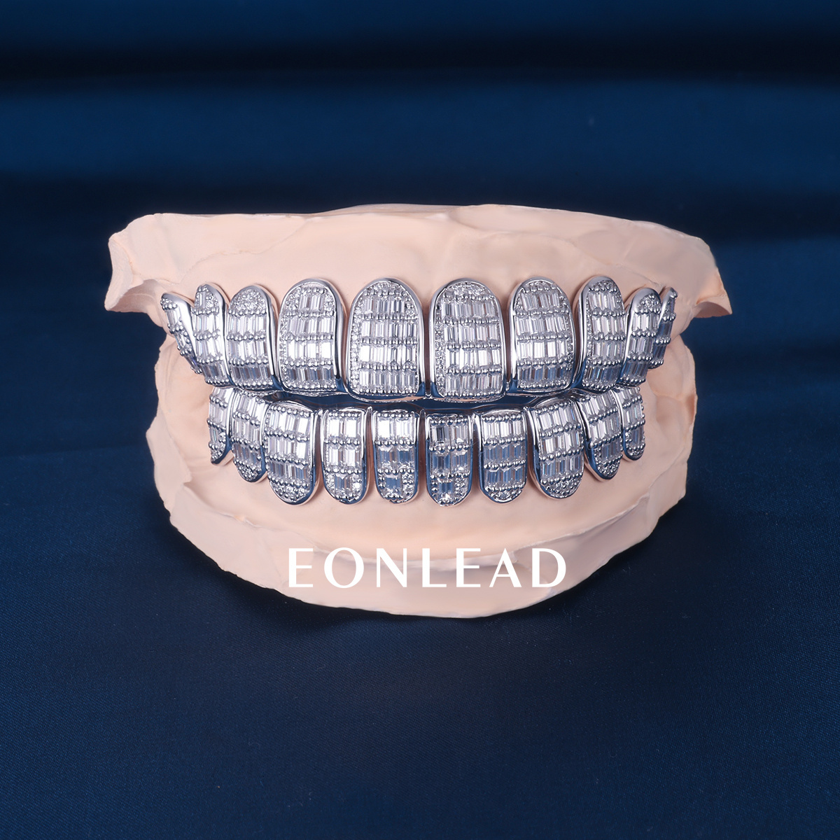 Custom S925 Silver White Gold Plated Top & Bottom 10 Baguette Moissanite Diamond Perm cut Teeth Grillz