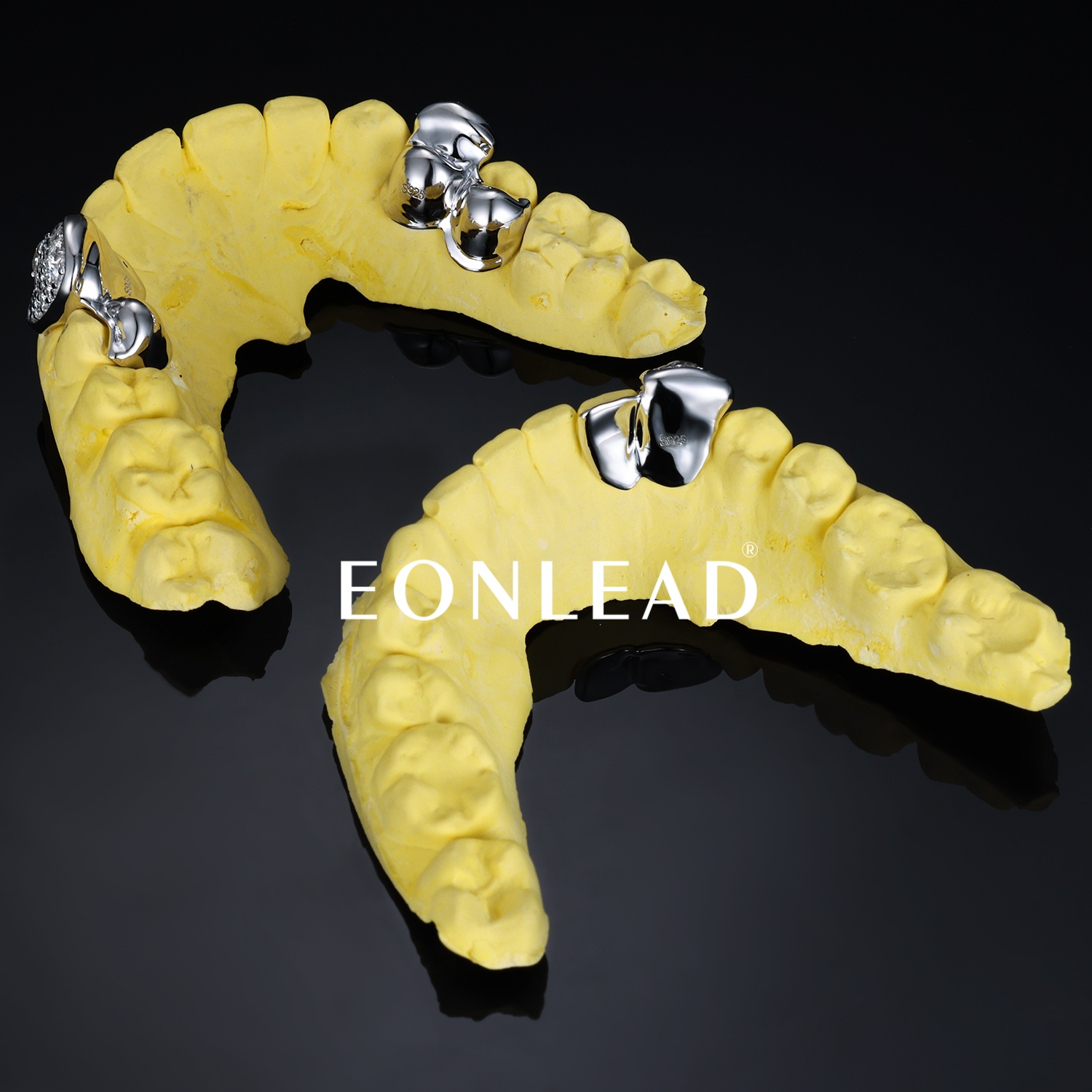 Custom 925 Silver 3 Teeth Galaxy Set Grillz Fully Paved Moissanite Lab Diamond Micro Pave Single Tooth Grills Minimalist Hip Hop Custom Dental Jewelry Rapper
