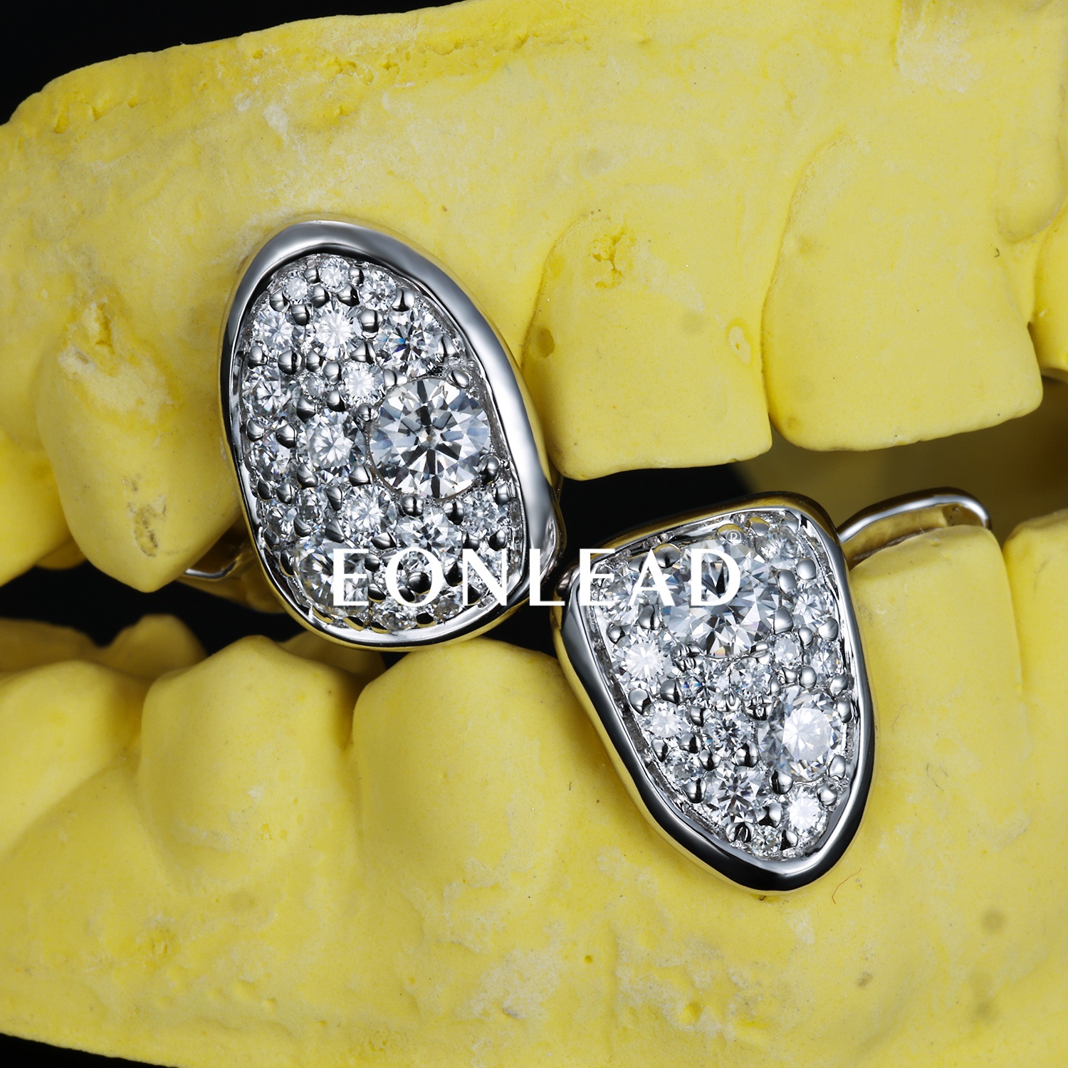 Custom 925 Silver 3 Teeth Galaxy Set Grillz Fully Paved Moissanite Lab Diamond Micro Pave Single Tooth Grills Minimalist Hip Hop Custom Dental Jewelry Rapper