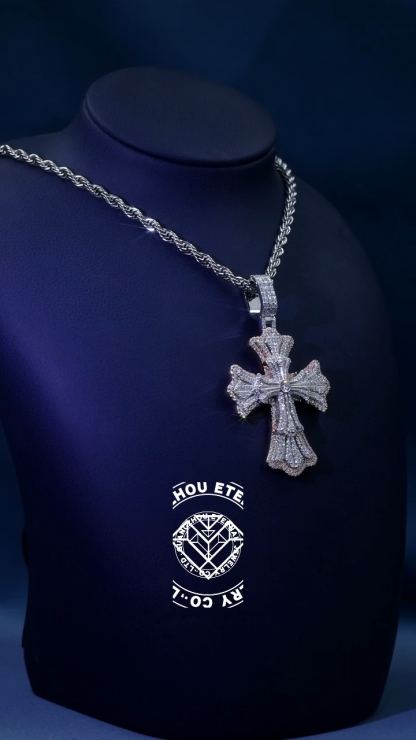 CUSTOM 2.5INCHES S925 SILVER TWO-TONE ICED OUT D VVS MOISSANITE DIAMOND RAPPER HIP HOP CROSS PENDANT