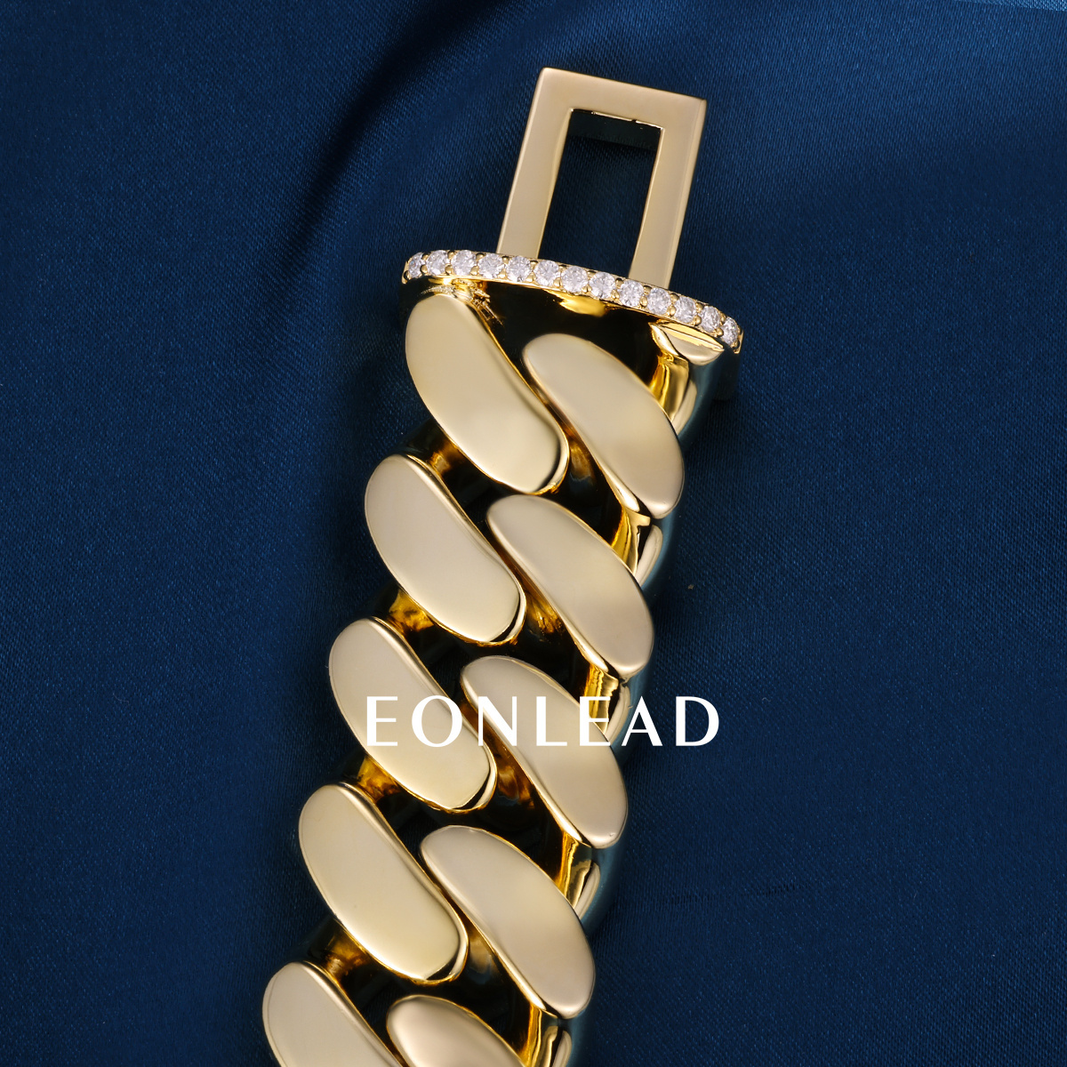 Custom 24mm 6-26inches S925 Silver Yellow Gold Plated D VVS Moissanite Diamond Clasp Cuban Chain Bracelet Necklace