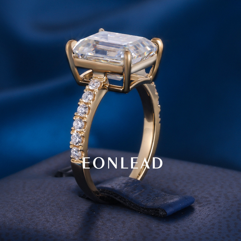 Custom Women S925 Silver 9K 10K 14K 18K Solid Gold Yellow 1ct 1.5ct 2CT 3CT 5CT D VVS Emerald cut Moissanite Lab Grown Diamond Engagement Wedding Ring