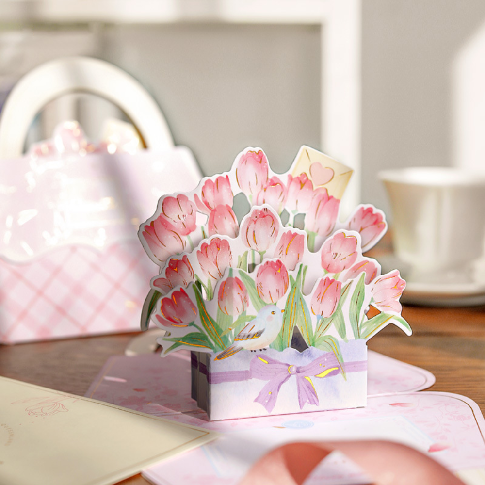 Carte De Vœux 3d Pour La Fête Des Mères, Motif Tulipe En Papier Découpé.