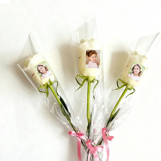 Magnifique Rose Personnalisée Avec Photo Gravable : Le Cadeau Idéal Pour Les Couples. - 