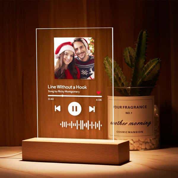 Christmas Gift Custom Scannable Code Music Acrylic Glass Plaque/Keychain/Night Light