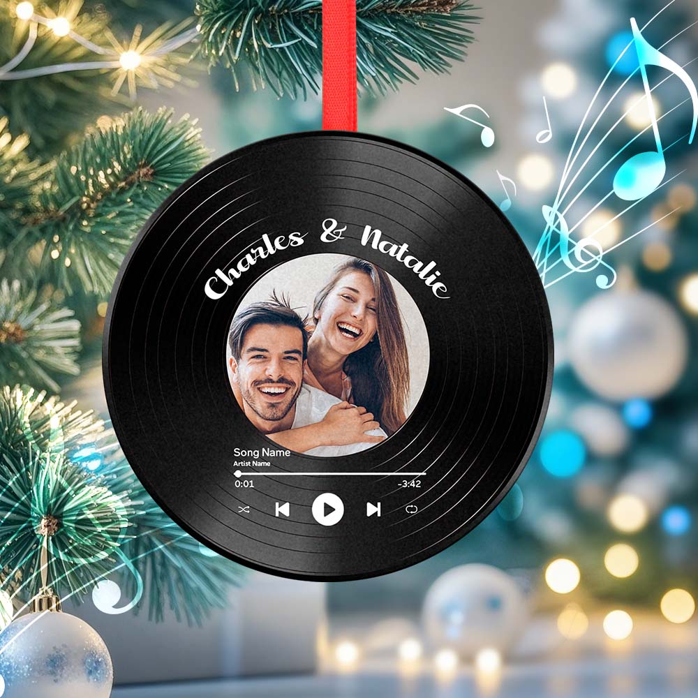 Decorazioni Natalizie Personalizzate Con Dischi In Vinile: Ascolta La Musica E Rivivi I Ricordi Più Cari. - 