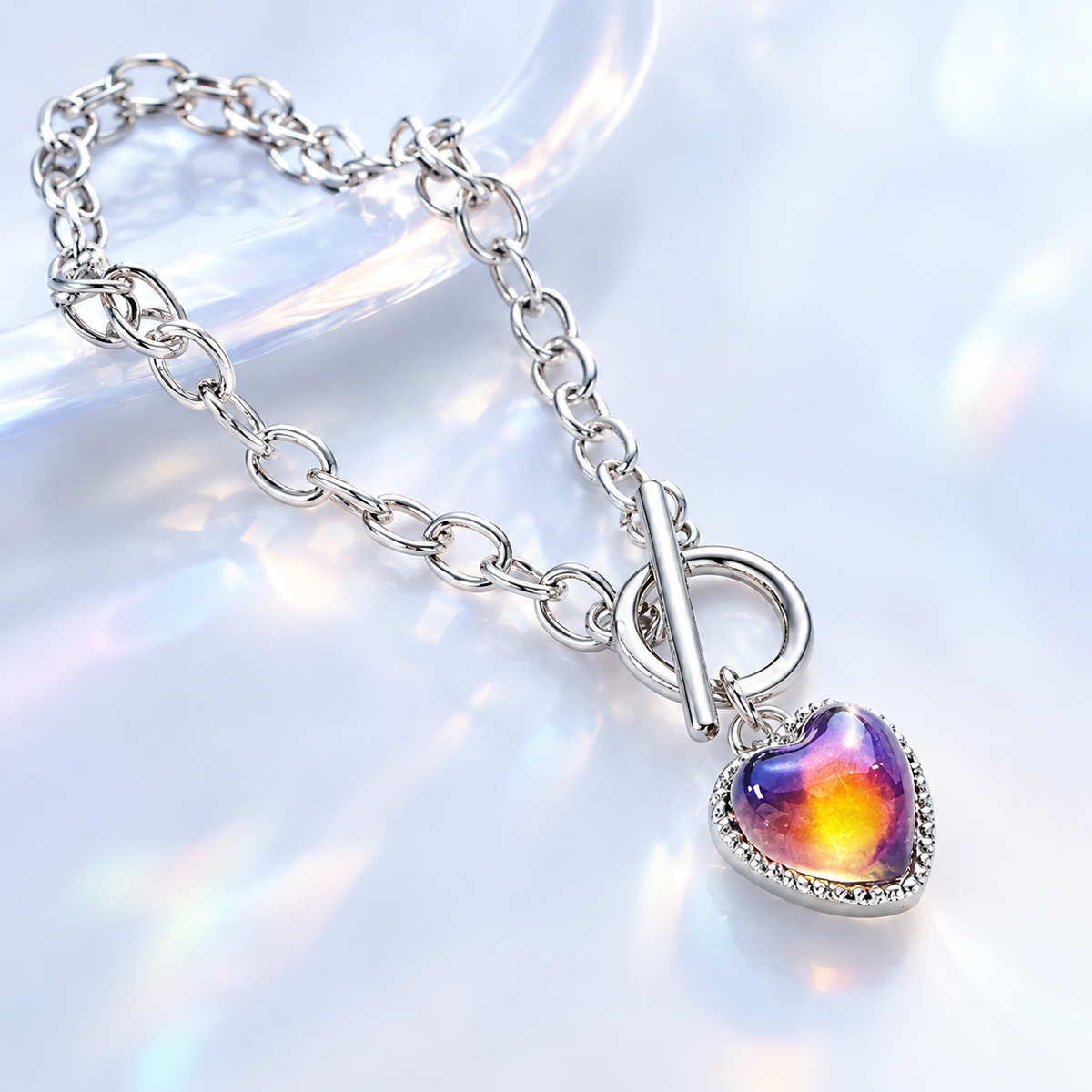 Mood Changing Heart Pendant Necklace – Color-Changing Emotion Jewelry Gift for Her
