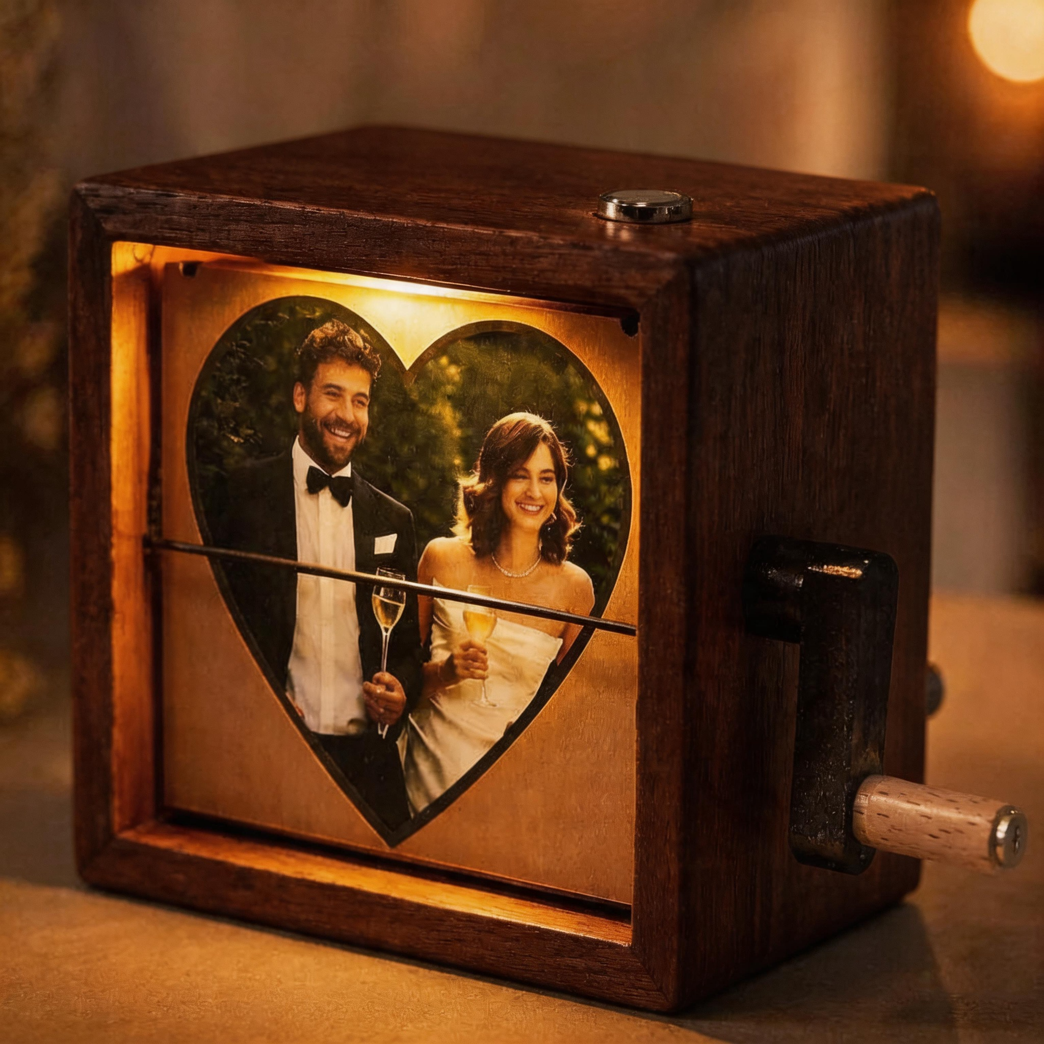 Custom Heart Photo Flipbook Frame – Hand-Cranked Mechanical