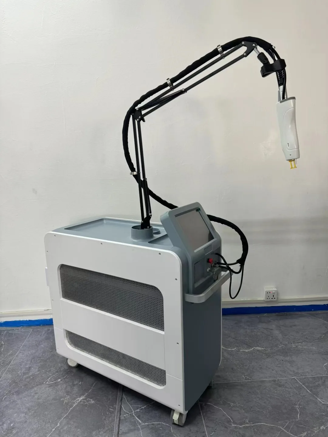 Cheapest Alexandrite Hair Removal Machine Long Pulse Laser for Hair Removal Hemangioma Blood Veins Vascular Skin Rejuvenation