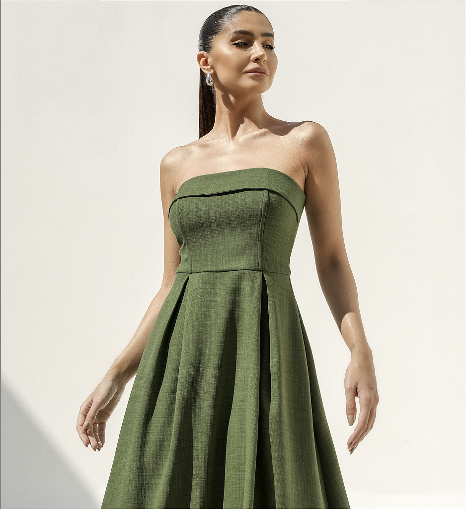 Sophia Green Sleeveless Midi Dress