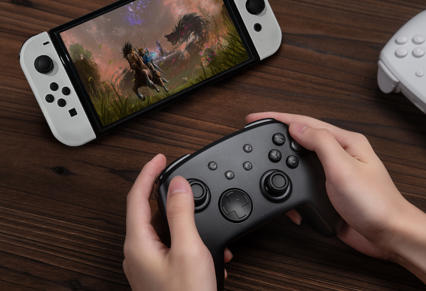 How to use a Nintendo Switch Pro Controller with an Android phone