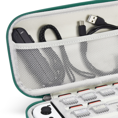 FUNLAB Games Guardian Switch Carrying Case - Green