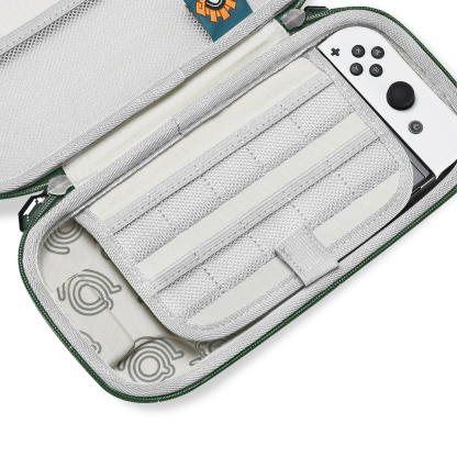 FUNLAB Games Guardian Switch Carrying Case - Green