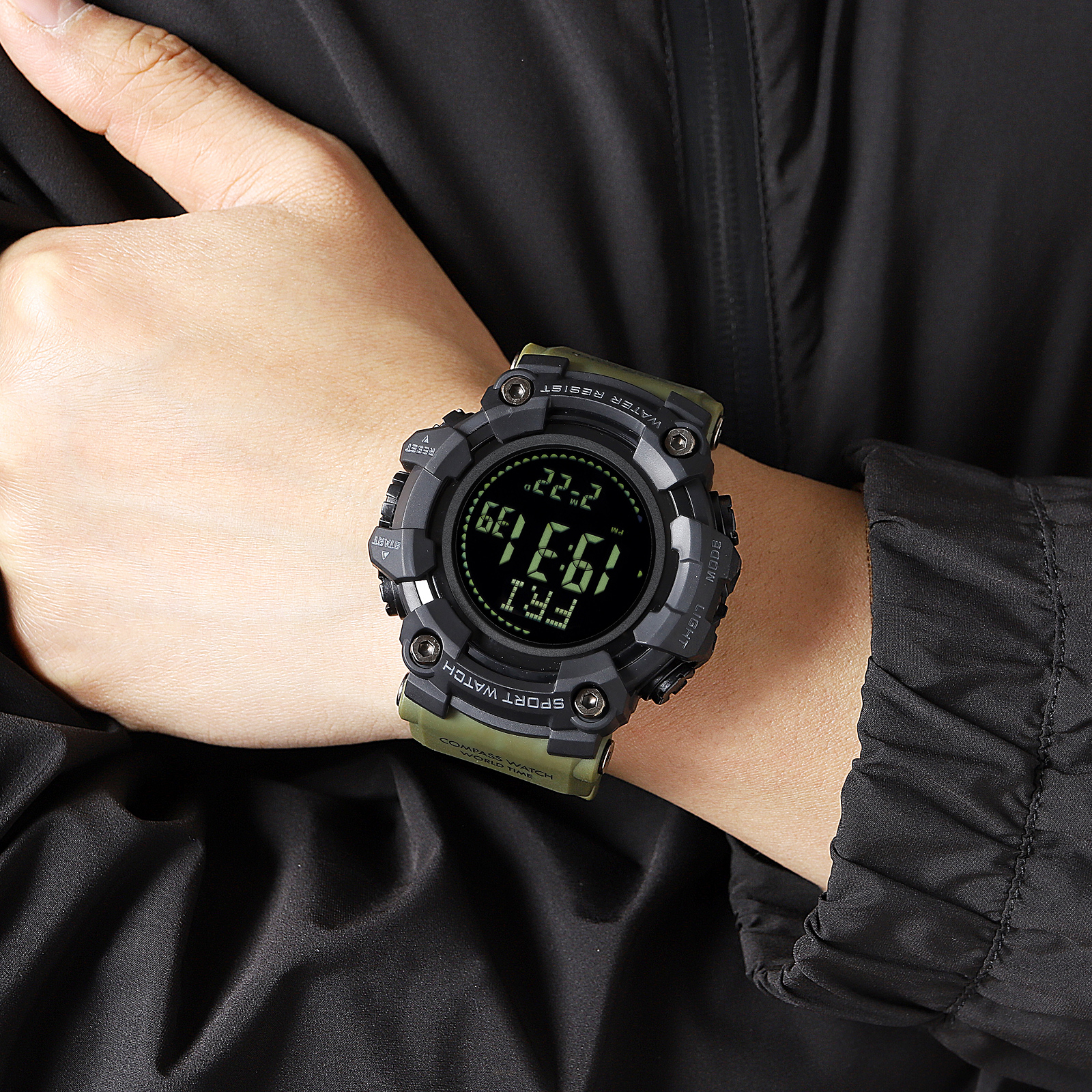 SKMEI 2037 DIGITAL COMPASS WATCH