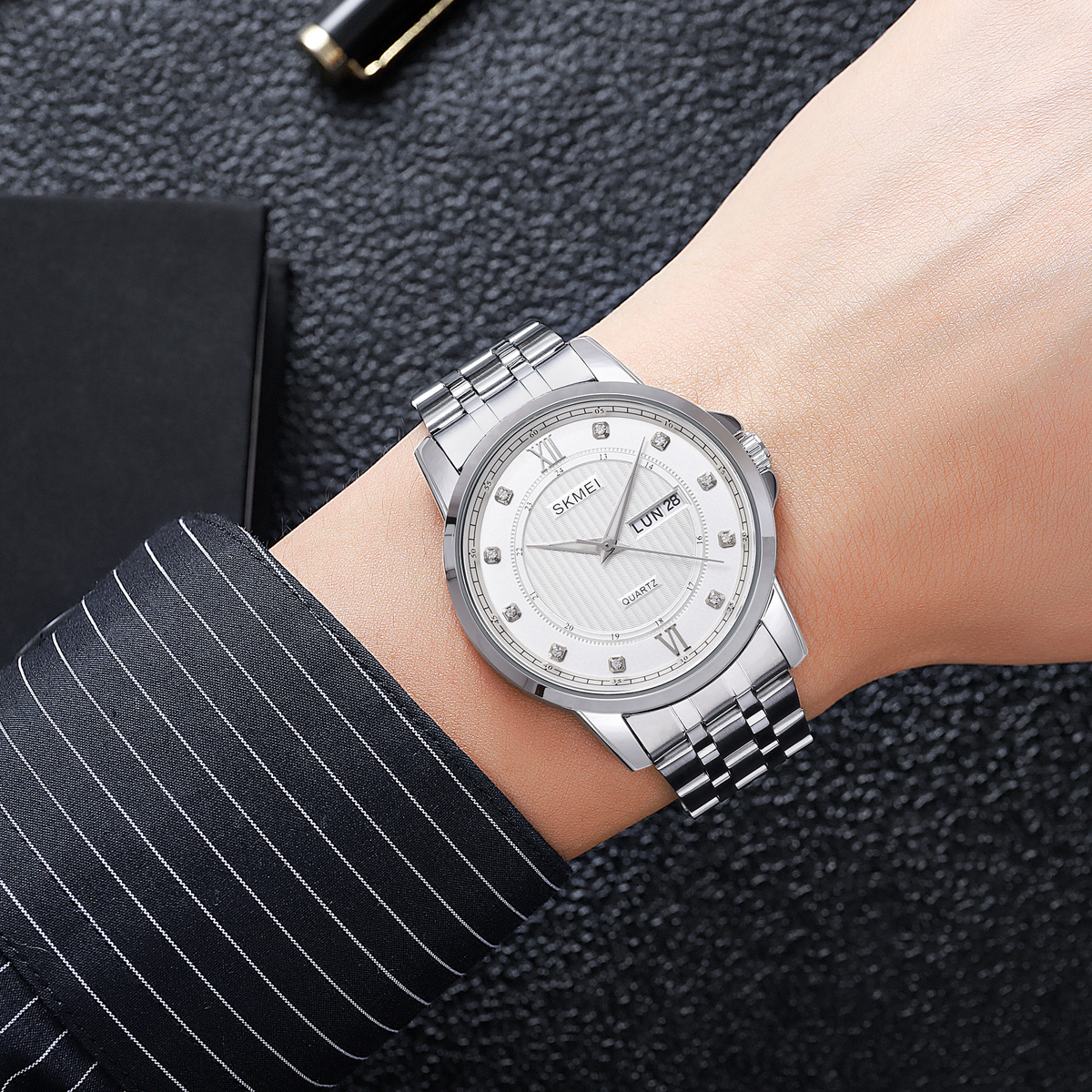 SKMEI 2085-2084 man woman watch