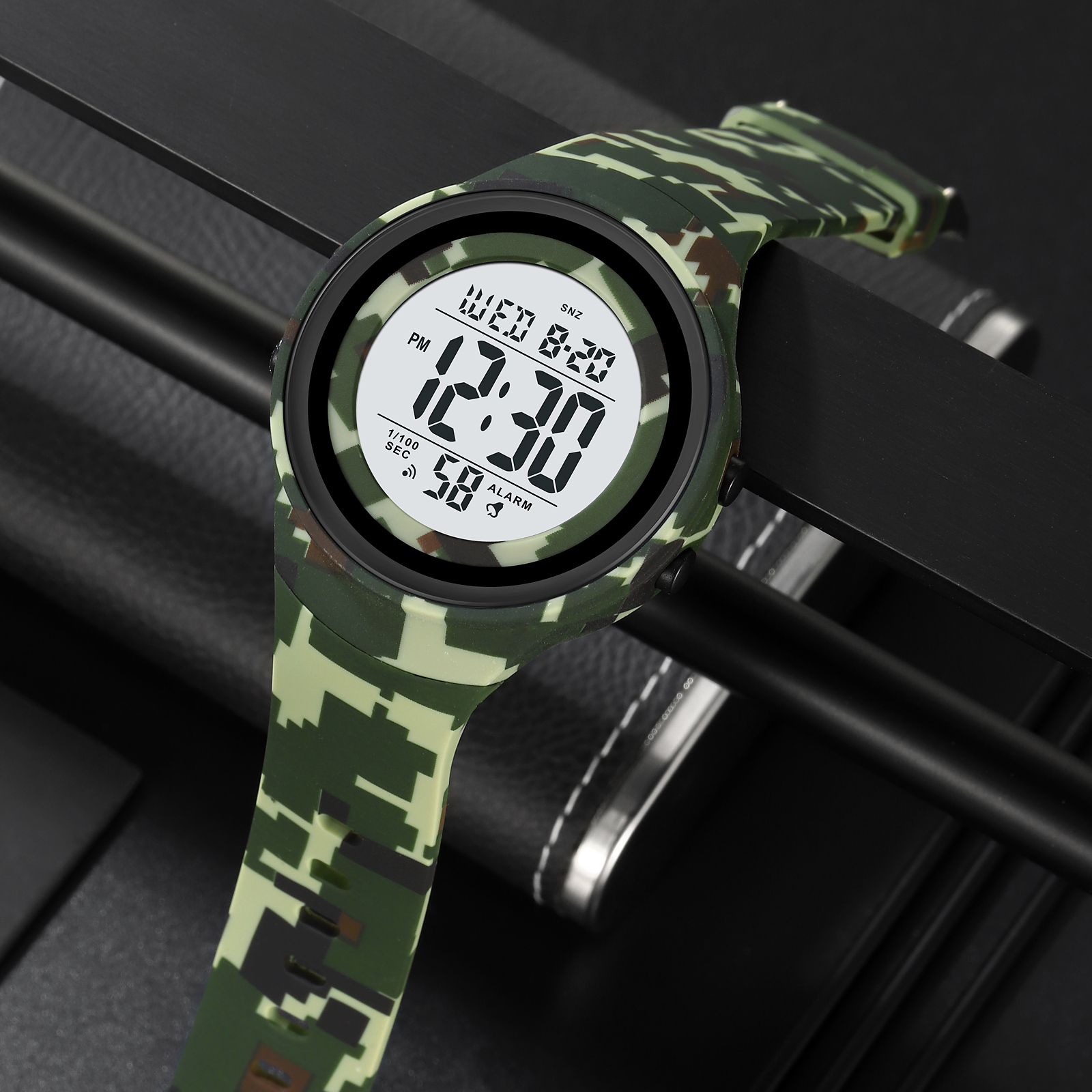 SKMEI 2093 DIGITAL SPORT WATCH