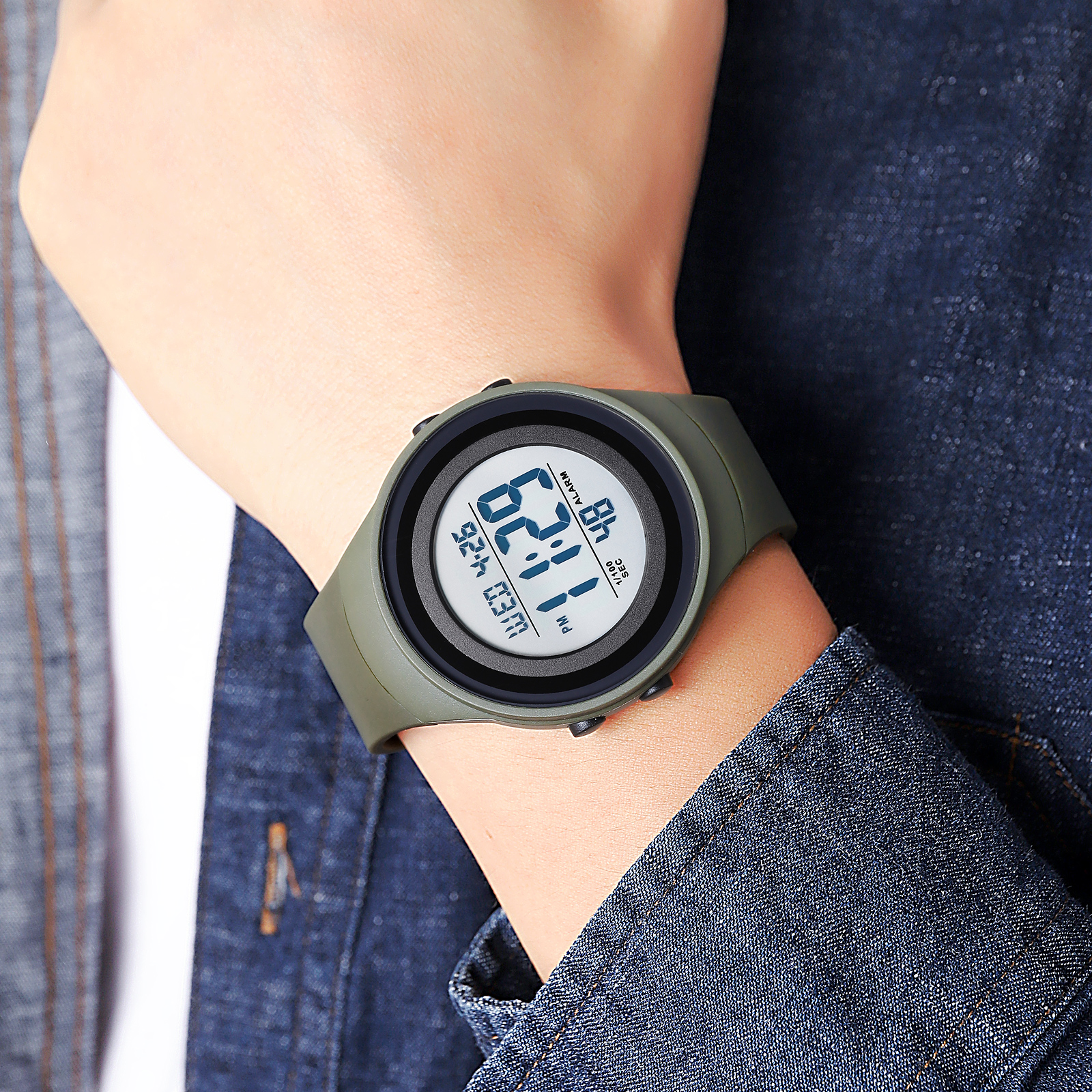 SKMEI 2093 DIGITAL SPORT WATCH