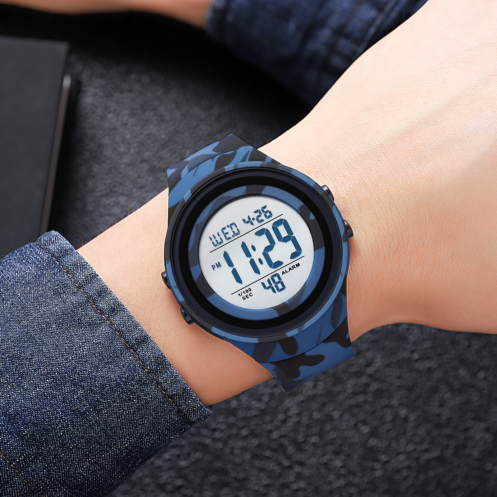 SKMEI 2093 DIGITAL SPORT WATCH